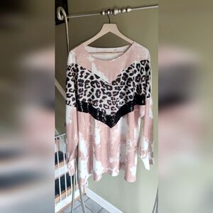 Southern Stitch size XXXL Leopard print and sequin super soft long sleeve top